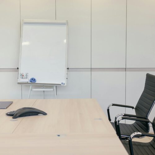 Krzesła biurowe: Komfort i ergonomia dla zdrowia i wydajności